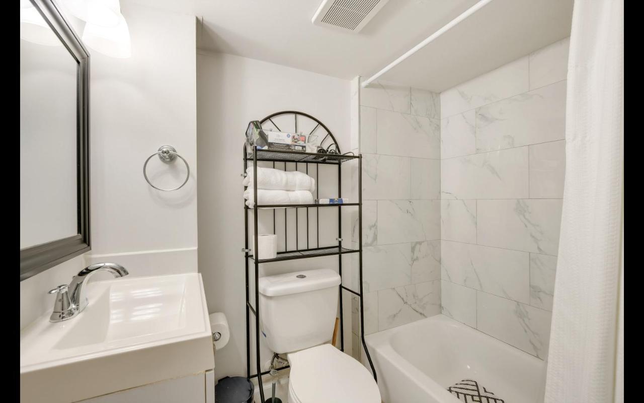 Splendid Cheerful 2-Bedroom Residential 하얏츠빌 외부 사진